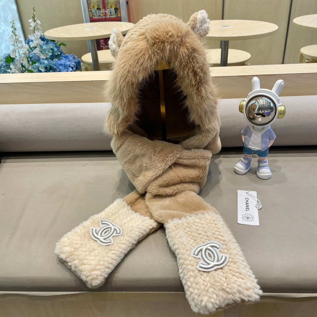 CHANEL BALACLAVA HAT IN CAMEL BEIGE MIX WHITE FLEECE 422215