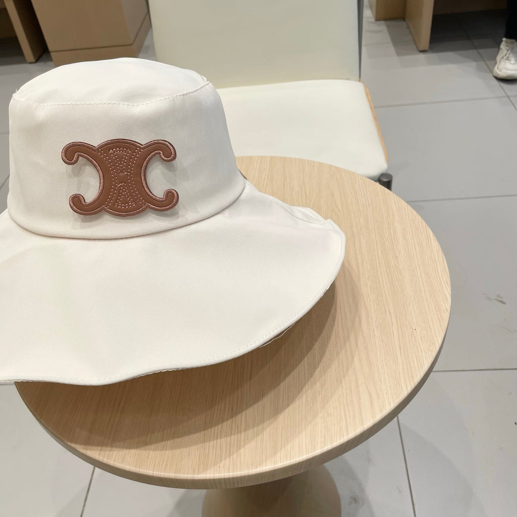 CELINE 25S BUCKET HAT 735013 IN IVORY