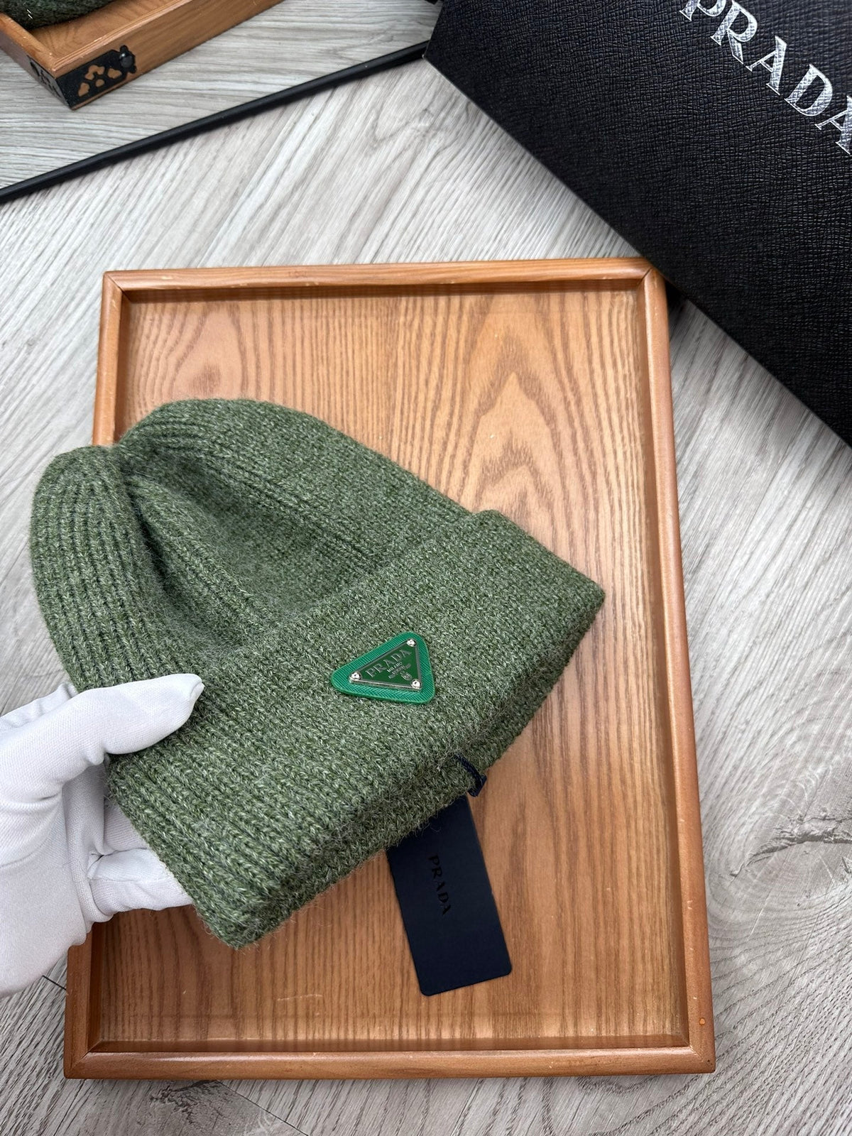 PRADA BEANIE HAT IN ARMY GREEN WOOL 332395